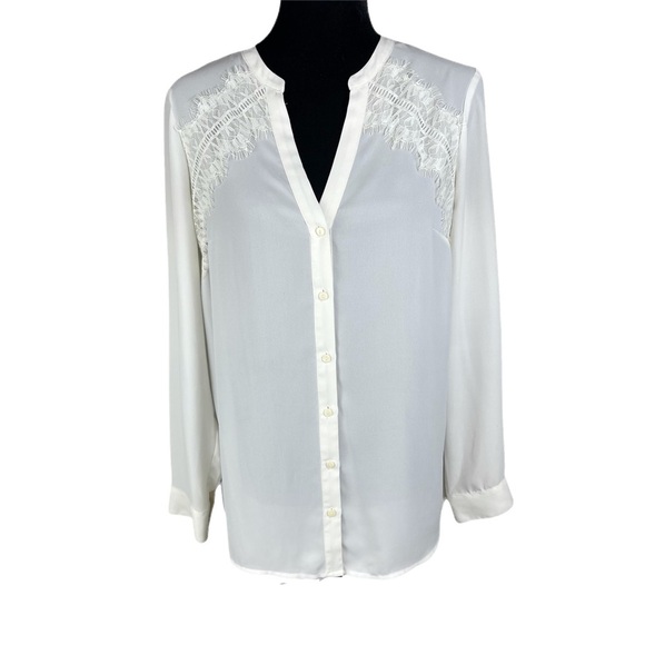 Worthington Ivory Long sleeve button down blouse - Picture 2 of 13